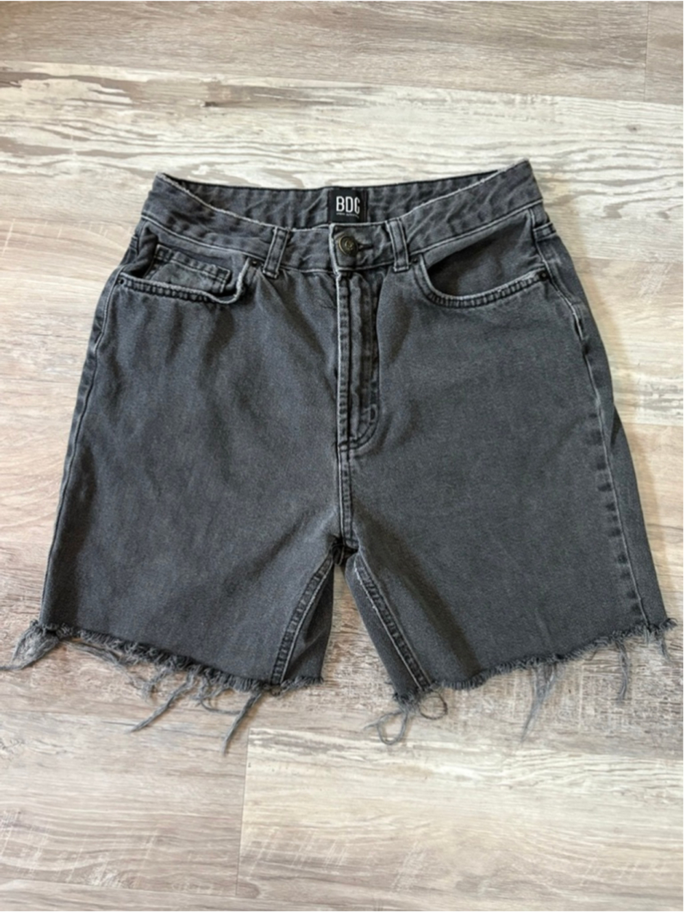Women's BDG Urban Outfitters Black Mom Jean Shorts Size 27